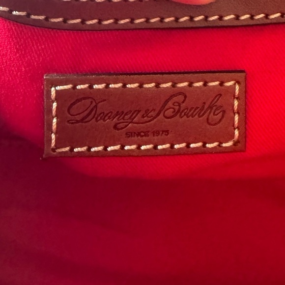 NWT Dooney & Bourke Pebble Leather Zip Crossbody w/Small Coin Case Elephant Gray - Picture 5 of 9